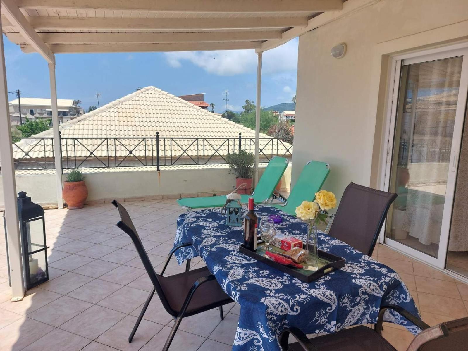 Foivos Seaside Apartments Agios Georgios  Pokoj fotografie