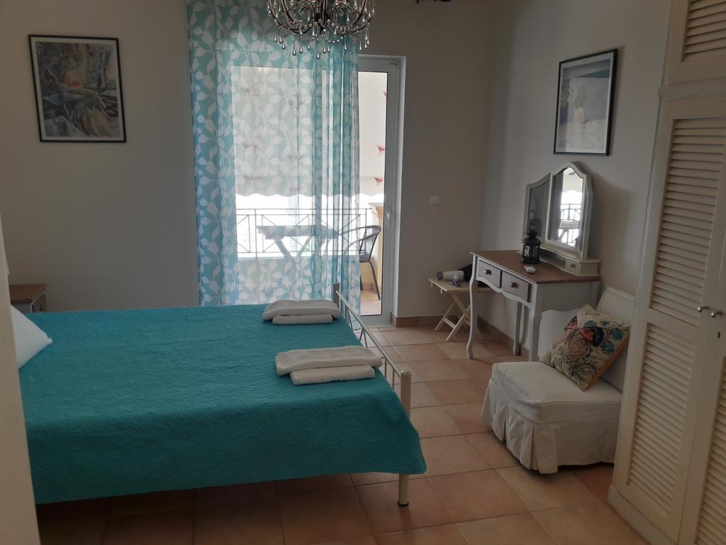 Foivos Seaside Apartments Agios Georgios  Exteriér fotografie